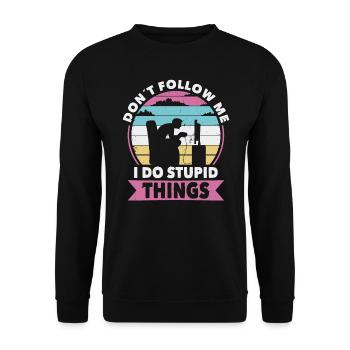 Nicht folgen Gamer - Unisex Pullover - Schwarz - Vorne - Alina (178cm) & Michal (187cm)