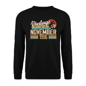 Légendaire depuis novembre 1986 - Vintage 1986 - Sweat-shirt Unisexe - noir - Devant - Alina (178cm) & Michal (187cm)