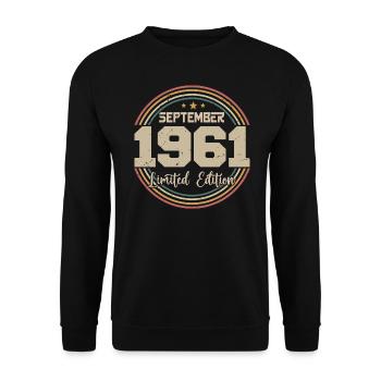 September 1961 September Birthday Gift 1961 - Unisex Sweatshirt - black - Front - Alina (178cm) & Michal (187cm)