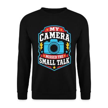 My Camera Missed the Small Talk - Unisex Pullover - Schwarz - Vorne - Alina (178cm) & Michal (187cm)