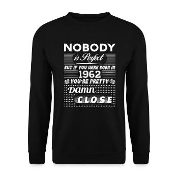 IF YOU WERE BORN IN 1962 - Unisex Sweatshirt - black - Front - Alina (178cm) & Michal (187cm)