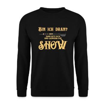 Dart Dartspieler Setz Dich und Genieß Die Show - Unisex Pullover - Schwarz - Vorne - Alina (178cm) & Michal (187cm)