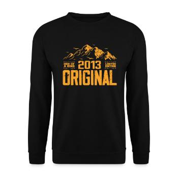 Vintage 2013 Cadeau d’anniversaire - Retro 2013 - Sweat-shirt Unisexe - noir - Devant - Alina (178cm) & Michal (187cm)