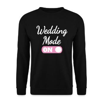 wedding Mode On - Verlobung Heirat - Unisex Pullover - Schwarz - Vorne - Alina (178cm) & Michal (187cm)
