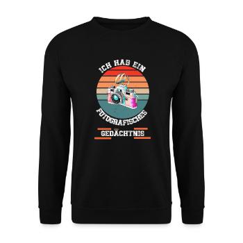 Ich hab ein fotografisches Gedächtnis Retro Kamera - Unisex Pullover - Schwarz - Vorne - Alina (178cm) & Michal (187cm)