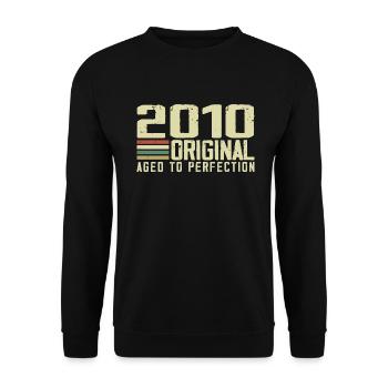 Born in 2010 - Vintage 2010 - 14th Anniversary Retro - Unisex Sweatshirt - black - Front - Alina (178cm) & Michal (187cm)