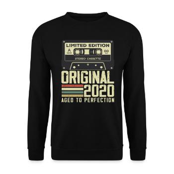 4th Retro Style Anniversary Gift 2020 - Unisex Sweatshirt - black - Front - Alina (178cm) & Michal (187cm)