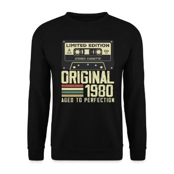 Geschenk zum 44. Jahrestag im Retro-Stil 1980 - Unisex Pullover - Schwarz - Vorne - Alina (178cm) & Michal (187cm)