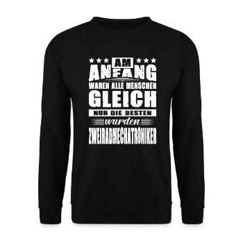 Am Anfang Waren Alle Gleich Zweiradmechatroniker - Unisex Pullover - Schwarz - Vorne - Alina (178cm) & Michal (187cm)