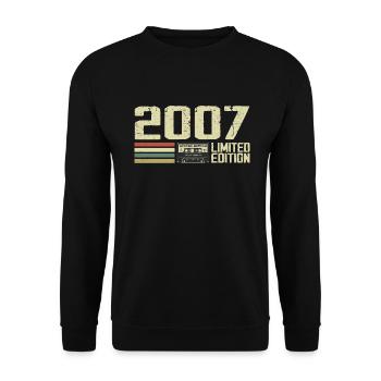 Jahrgang 2007 - Jahrgang 2007 - 17. Jubiläum Retro - Unisex Pullover - Schwarz - Vorne - Alina (178cm) & Michal (187cm)