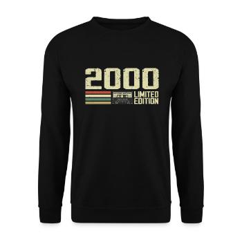 Jahrgang 2000 - Jahrgang 2000 - 24-jähriges Retro-Jubiläum - Unisex Pullover - Schwarz - Vorne - Alina (178cm) & Michal (187cm)
