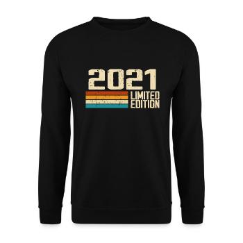 Né en 2021 - Vintage 2021 Anniversaire Rétro - Sweat-shirt Unisexe - noir - Devant - Alina (178cm) & Michal (187cm)
