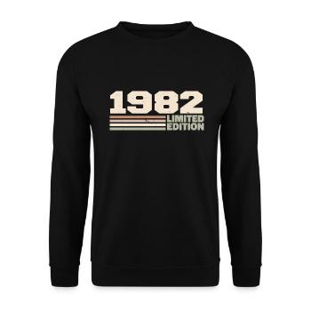 1982 Cadeau Anniversaire 1982 édition limitée 1982 - Sweat-shirt Unisexe - noir - Devant - Alina (178cm) & Michal (187cm)