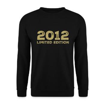 Birthday Gift Born In 2012 Vintage 2012 - Unisex Sweatshirt - black - Front - Alina (178cm) & Michal (187cm)