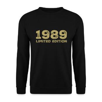 Birthday Gift Born In 1989 Vintage 1989 - Unisex Sweatshirt - black - Front - Alina (178cm) & Michal (187cm)