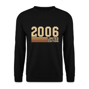 Né en 2006 anniversaire - Cadeau 2006 Vintage 2006 - Sweat-shirt Unisexe - noir - Devant - Alina (178cm) & Michal (187cm)