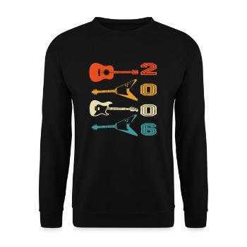 2006 Jahrgang geboren Gitarrist Gitarre Geburtstag - Unisex Pullover - Schwarz - Vorne - Alina (178cm) & Michal (187cm)