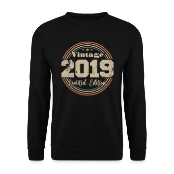 2019 Retro Vintage Birthday Born In - 2019 - Unisex Sweatshirt - black - Front - Alina (178cm) & Michal (187cm)