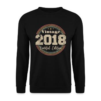 2018 Retro Vintage Geburtstag geboren in - 2018 - Unisex Pullover - Schwarz - Vorne - Alina (178cm) & Michal (187cm)