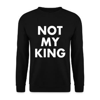 Not my king - Sweat-shirt Unisexe - noir - Devant - Alina (178cm) & Michal (187cm)