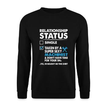 Relationship Status Taken By Super Sexy Machinist - Unisex Pullover - Schwarz - Vorne - Alina (178cm) & Michal (187cm)