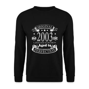 2003 Vintage Birthday Year of birth 2003 Gift - Unisex Sweatshirt - black - Front - Alina (178cm) & Michal (187cm)