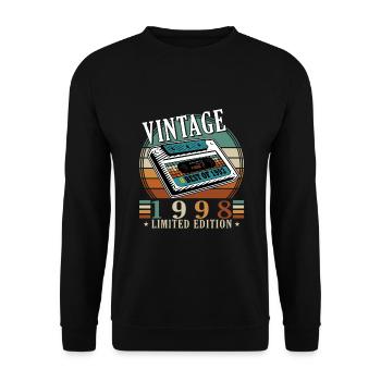 25. Geburtstag Jahrgang 1998 Vintage 1998 - Unisex Pullover - Schwarz - Vorne - Alina (178cm) & Michal (187cm)