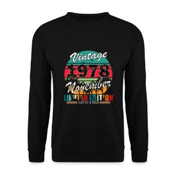 45. Geburtstag Jahrgang november 1978 Original 197 - Unisex Pullover - Schwarz - Vorne - Alina (178cm) & Michal (187cm)