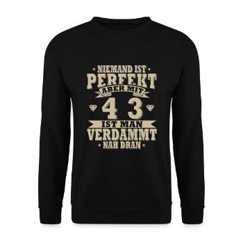 43. Geburtstag 43 Jahre 1981 Jahrgang Geschenk - Unisex Pullover - Schwarz - Vorne - Alina (178cm) & Michal (187cm)