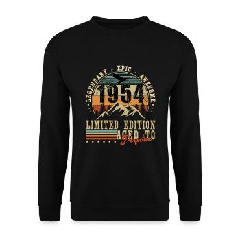 Year 1954 The Legend 70 Years Anniversary - Unisex Sweatshirt - black - Front - Alina (178cm) & Michal (187cm)