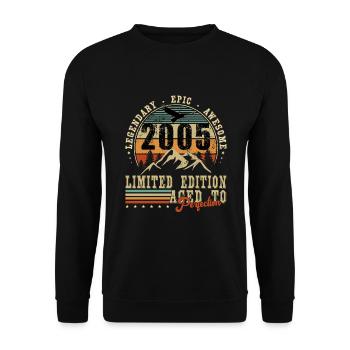 Original 2005 Vintage - 2005 Birthday Gift - Unisex Sweatshirt - black - Front - Alina (178cm) & Michal (187cm)
