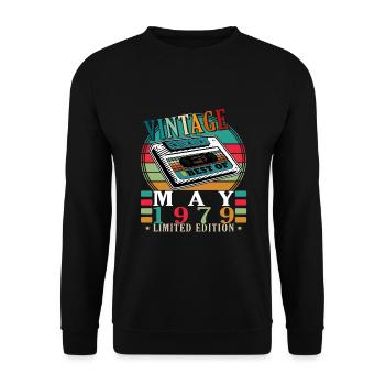 May 1979 Birthday May 1979 Gift May 1979 May - Unisex Sweatshirt - black - Front - Alina (178cm) & Michal (187cm)