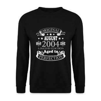 August 2004 - Made In August 2004 - Vintage 2004 - Unisex Sweatshirt - black - Front - Alina (178cm) & Michal (187cm)