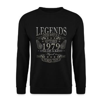 September 1979 Vintage Geburtstagsgeschenk 1979 - Unisex Pullover - Schwarz - Vorne - Alina (178cm) & Michal (187cm)
