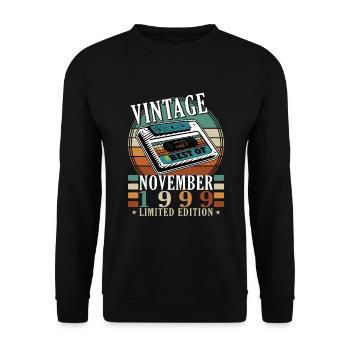 Novembre 1999 Cadeau d’anniversaire Novembre 1999 - Sweat-shirt Unisexe - noir - Devant - Alina (178cm) & Michal (187cm)
