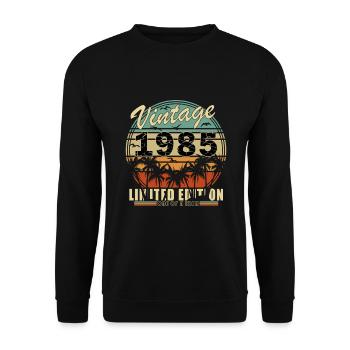 1985 Birthday 1985 Vintage 1985 Birthday - Unisex Sweatshirt - black - Front - Alina (178cm) & Michal (187cm)