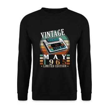 Legendary since May 1965, May 1965 - Unisex Sweatshirt - black - Front - Alina (178cm) & Michal (187cm)