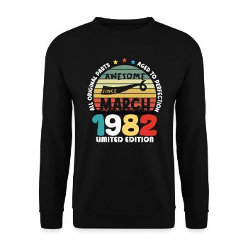 42 Years Old Made In 1982 Vintage March 1982 - Sweat-shirt Unisexe - noir - Devant - Alina (178cm) & Michal (187cm)