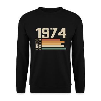 1974 Vintage - Retro 1974 Geburtstagsgeschenk 1974 - Unisex Pullover - Schwarz - Vorne - Alina (178cm) & Michal (187cm)
