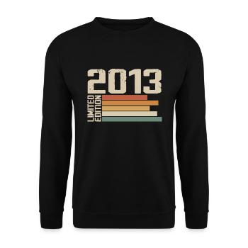 2013 Vintage - Retro 2013 Anniversary Gift 2013 - Unisex Sweatshirt - black - Front - Alina (178cm) & Michal (187cm)