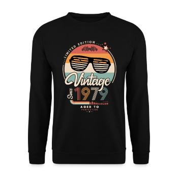 Jahrgang seit 1979 - Unisex Pullover - Schwarz - Vorne - Alina (178cm) & Michal (187cm)