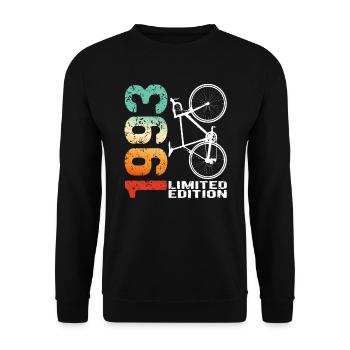 30 Birthday 1993 Vintage Retro Bicycle Cyclist - Unisex Sweatshirt - black - Front - Alina (178cm) & Michal (187cm)