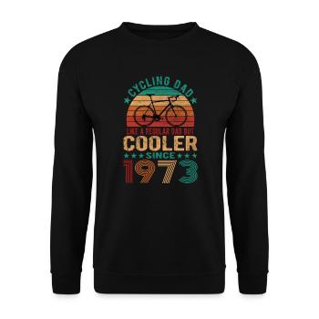 Cycling Dad Like A Regular Dad Cooler Since 1973 - Unisex Sweatshirt - black - Front - Alina (178cm) & Michal (187cm)