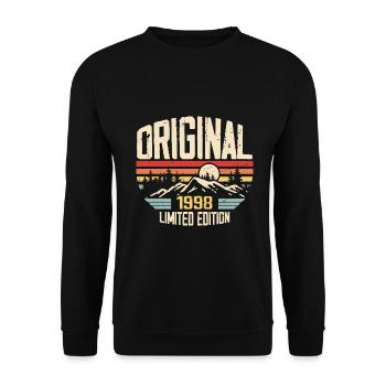 Nostalgisch 1998 Geburtstagsgeschenk 1998 - Unisex Pullover - Schwarz - Vorne - Alina (178cm) & Michal (187cm)