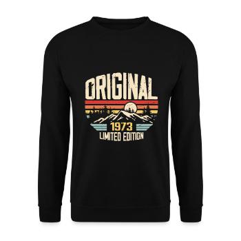 Nostalgic 1973 Birthday Gift 1973 - Unisex Sweatshirt - black - Front - Alina (178cm) & Michal (187cm)