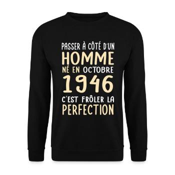 Anniversaire 80 ans - Né en Octobre 1946 - Sweat-shirt Unisexe - noir - Devant - Alina (178cm) & Michal (187cm)