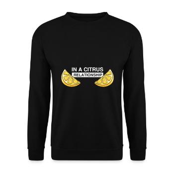 Zitronen Design Limonaden Stand Boss Lemon Verkauf - Unisex Pullover - Schwarz - Vorne - Alina (178cm) & Michal (187cm)