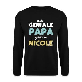 Dieser Geniale Papa Gehört Zu Ni... - Unisex Pullover - Schwarz - Vorne - Alina (178cm) & Michal (187cm)