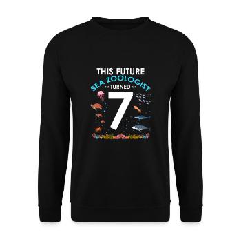 Zooologist Marine biologist 7 years birthday - Unisex Sweatshirt - black - Front - Alina (178cm) & Michal (187cm)