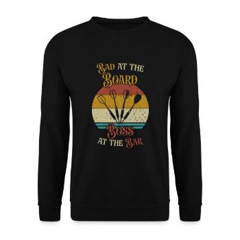 Bad at the Board - Boss at the Bar / Darts - Unisex Pullover - Schwarz - Vorne - Alina (178cm) & Michal (187cm)
